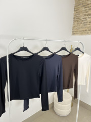 Camiseta licra fria escote redondo