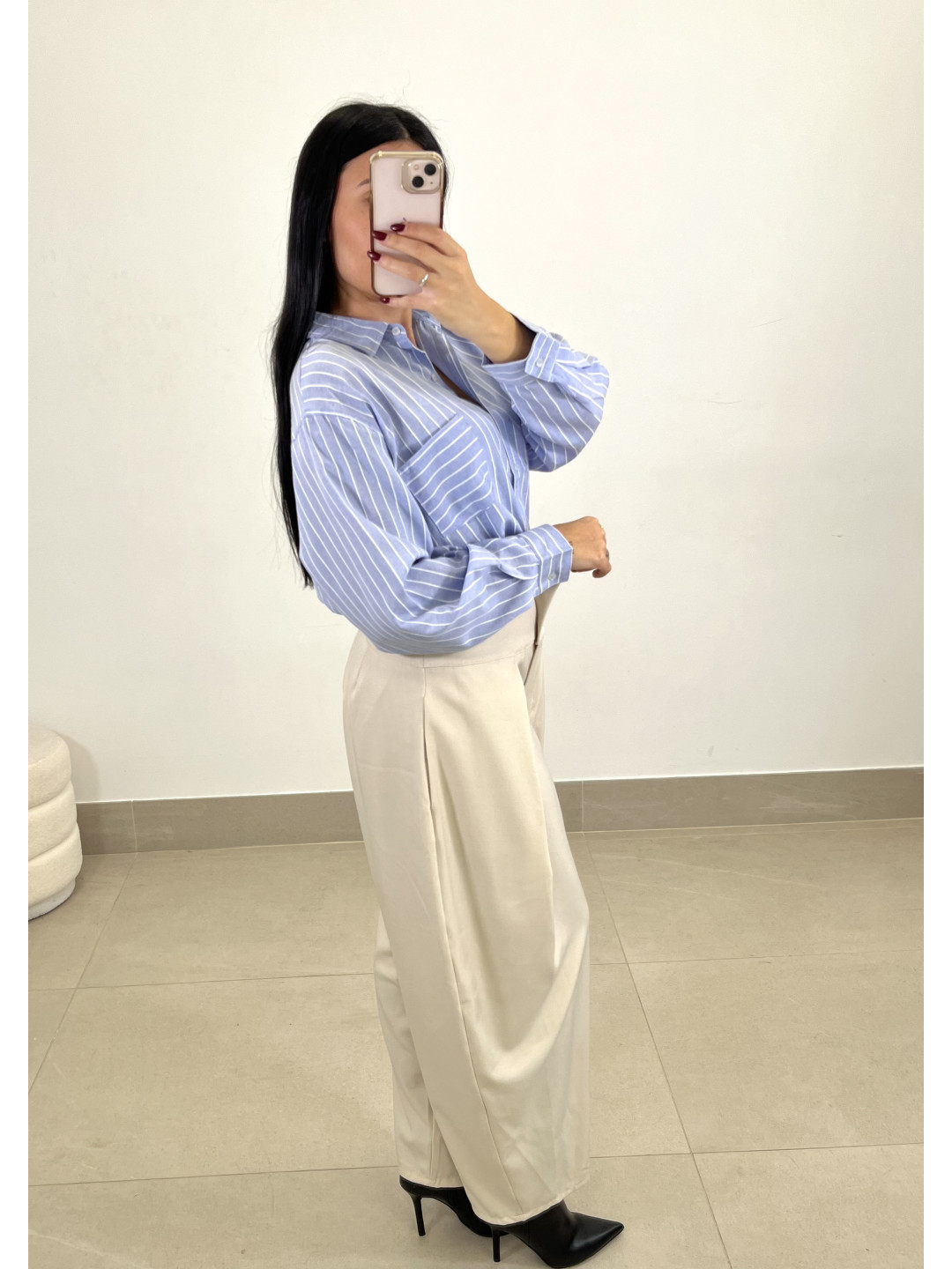 Pantalon ancho pinzas tipo barrel beige