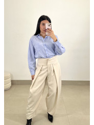 Pantalon ancho pinzas tipo barrel beige