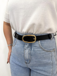 Cinturon hebilla dorada ovalada