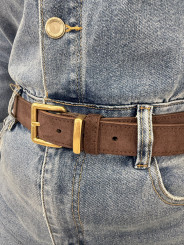 Cinturon piel vuelta hebilla cuadrada dorada