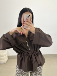 Chaqueta fruncida marron