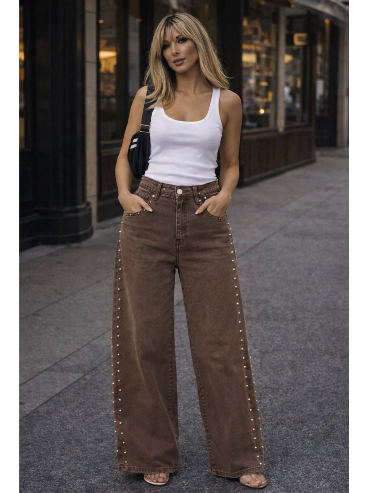 Vaquero marron detalle tachuela