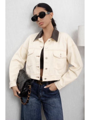 chaqueta crop combinada cuello polipiel