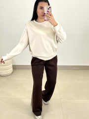 Pantalon marron felpa raya lateral beige