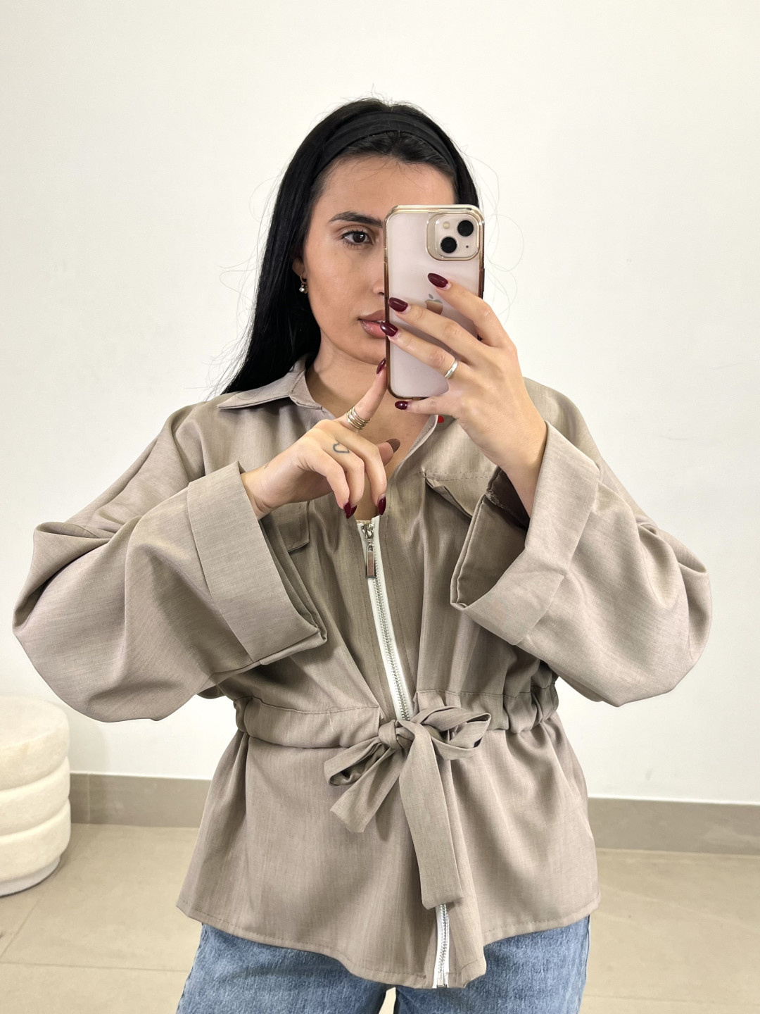 Chaqueta fruncida topo