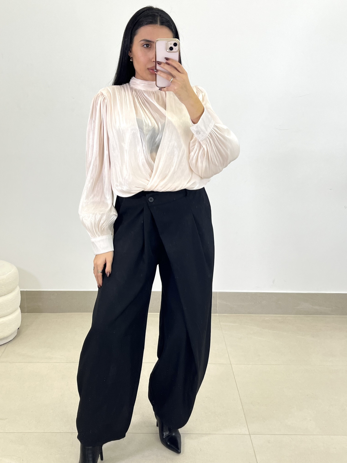 Pantalon barrel pinzas cierre viral negro