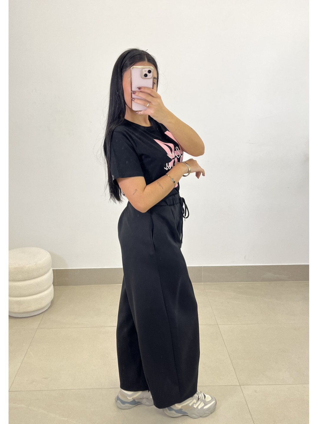 Pantalon felpa tipo barrel