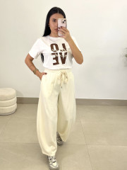 Pantalon felpa tipo barrel