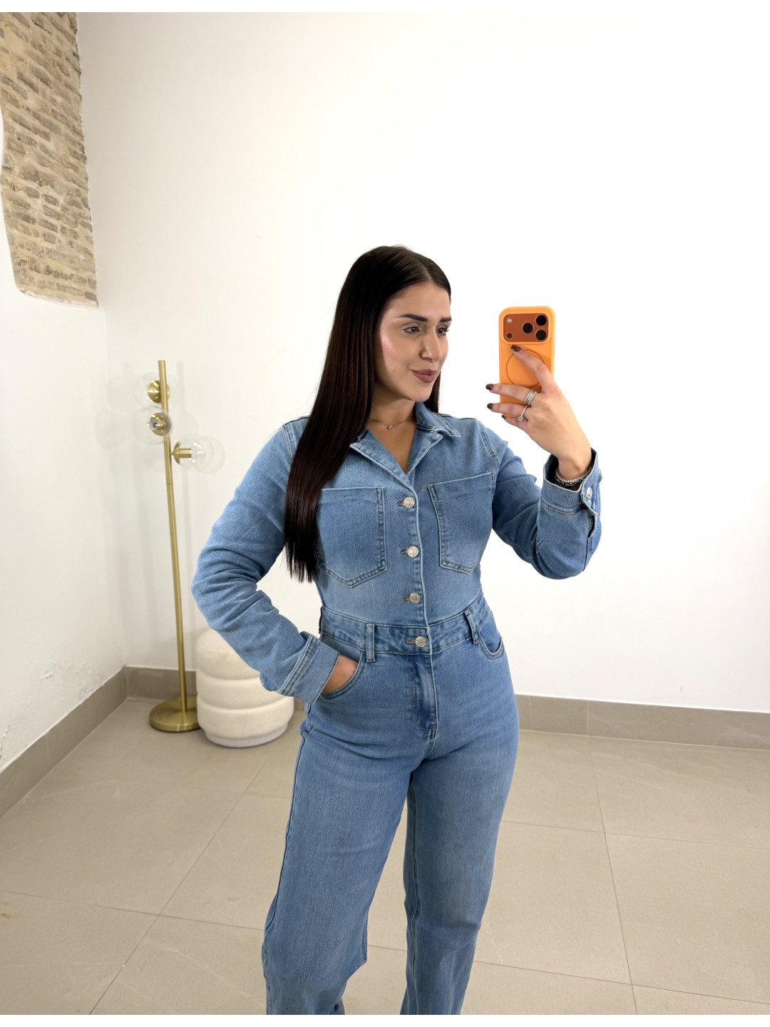 mono vaquero cuello pico