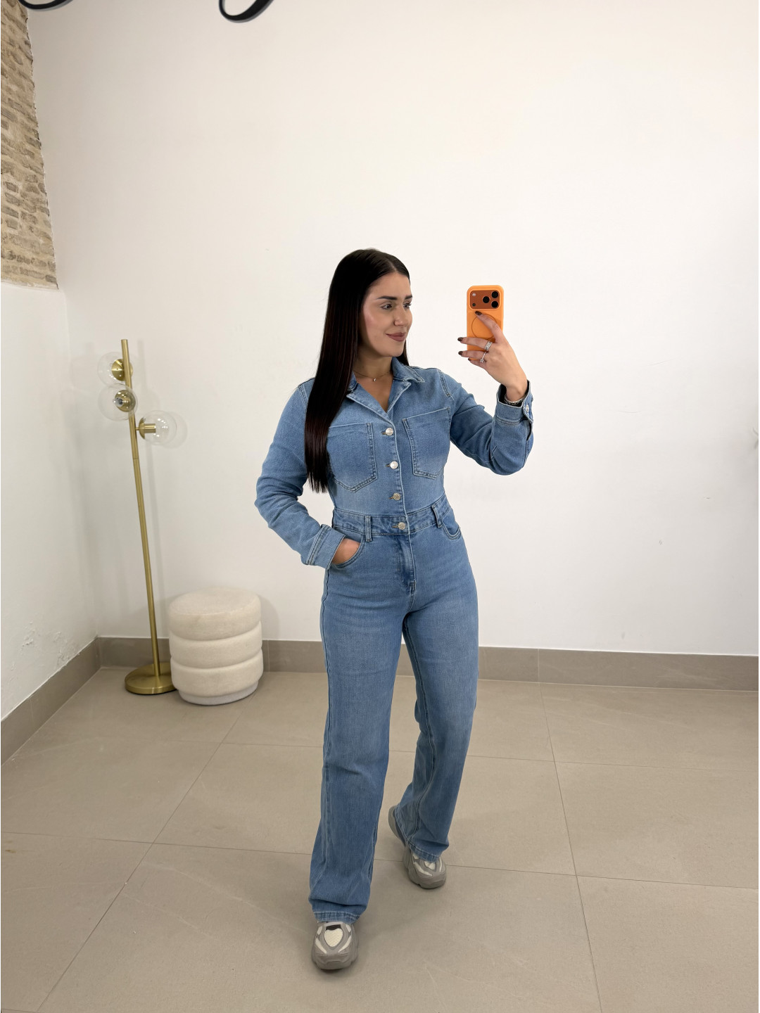 mono vaquero cuello pico