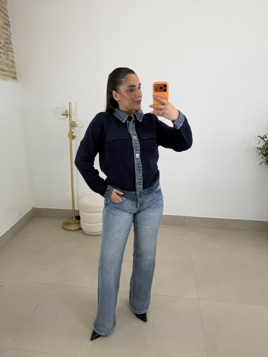 Vaquero straight fit detalle estrella