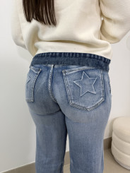 Vaquero straight fit detalle estrella