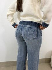 Vaquero straight fit detalle estrella