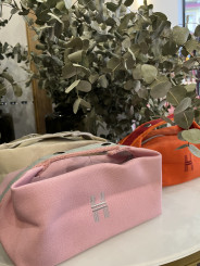 Neceser cuadrado tipo H