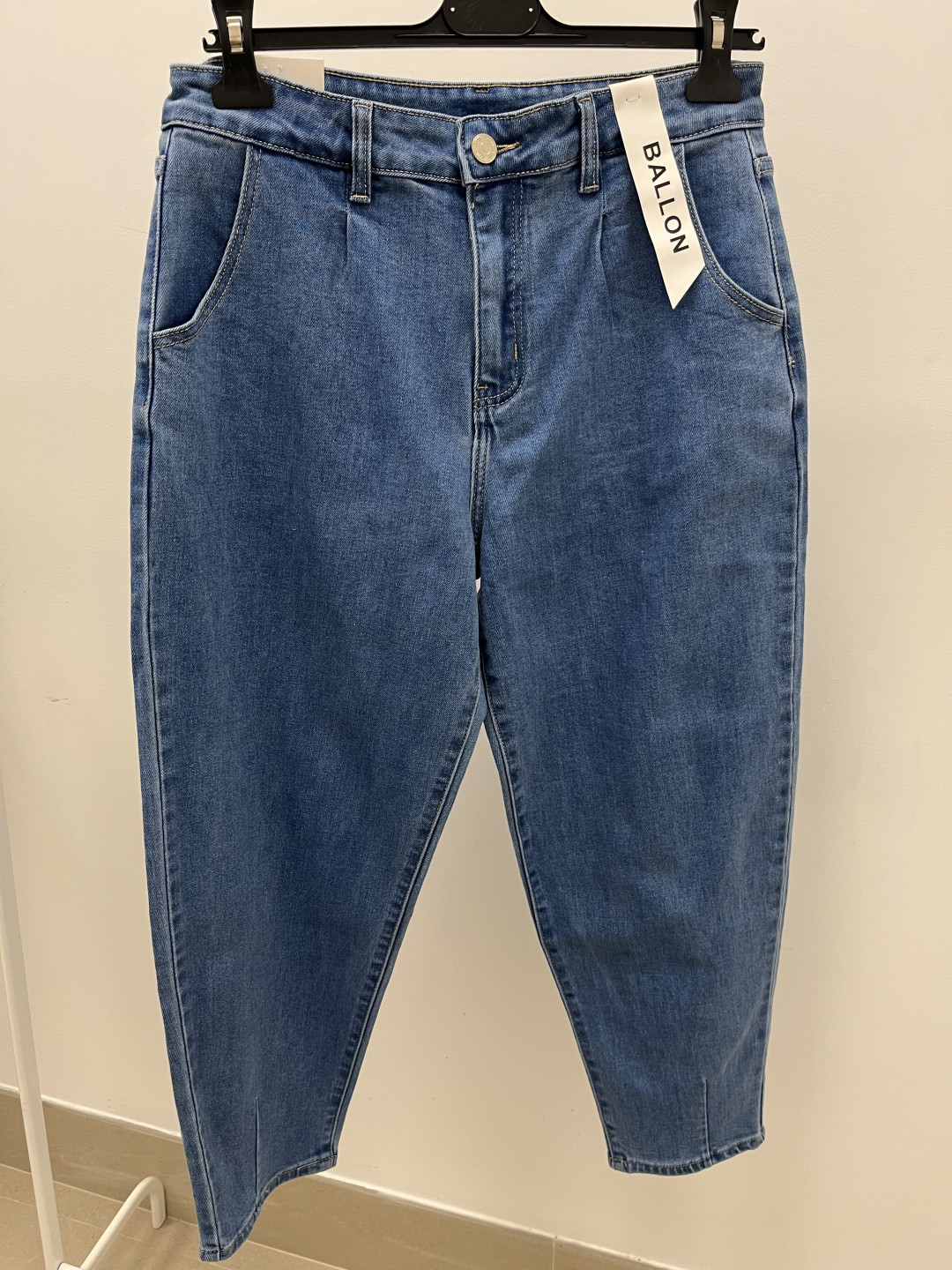 Vaquero balloon detalle pinzas