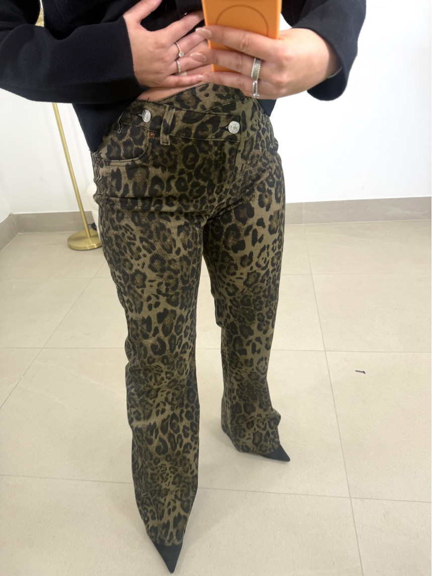Vaquero animal print  cierre viral