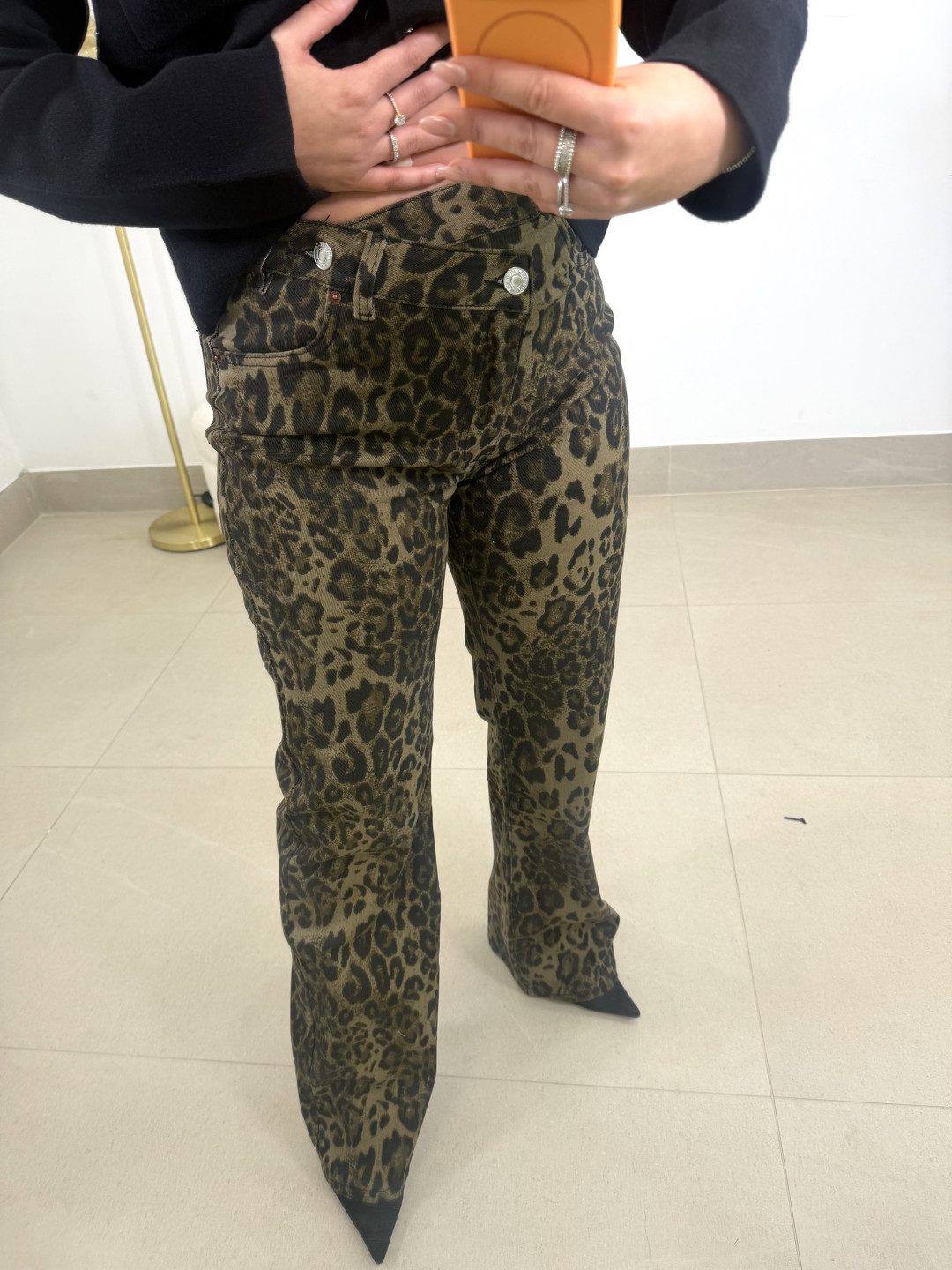 Vaquero animal print  cierre viral