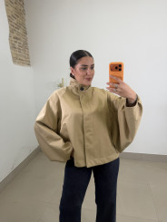 Chaqueta manga abullonada beige