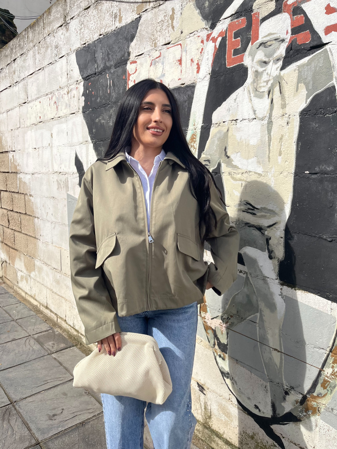 Chaqueta estilo gabardina capucha verde