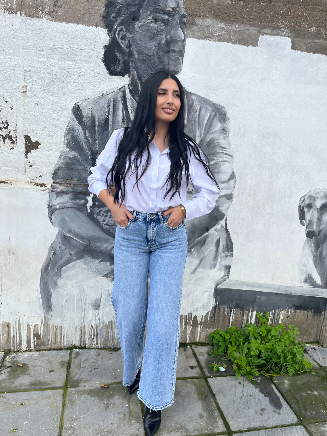 vaquero detalle tachuelas laterales