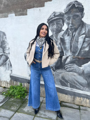 Gabardina crop camel