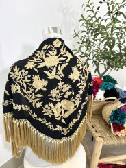 Mantón negro dorado 1