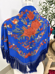 Mantón azul flor naranja 1