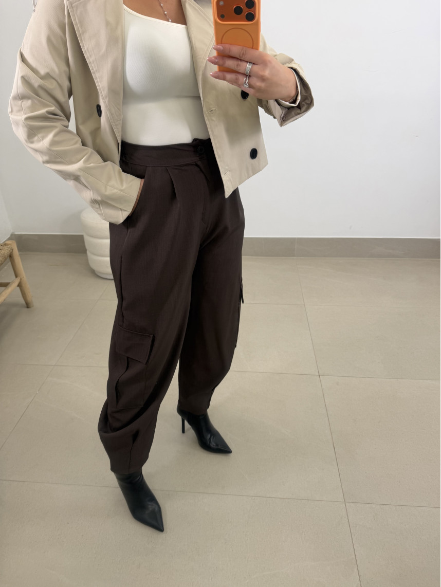 Pantalon pinzas barrel cargo