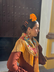 Mantón amarillo/naranja 1