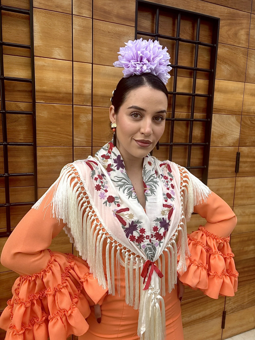 Mantón beige/rojo 1