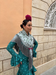 Vestido Sevilla turquesa con lunar verde agua