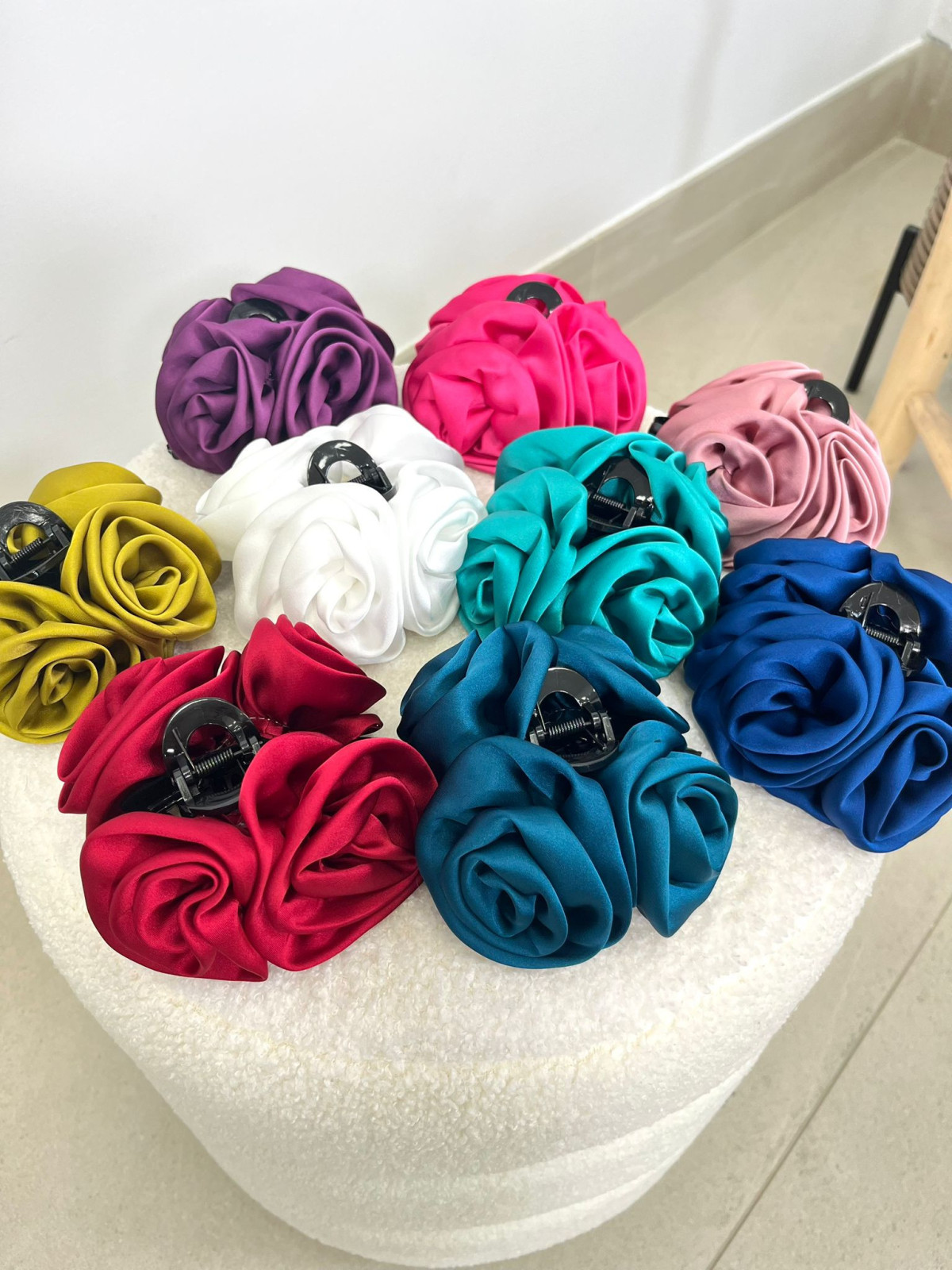 pinza pelo forma rosas