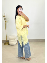 CAMISETA DETALLE ENCAJE ASIMETRICO amarillo