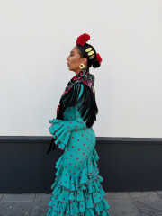 Vestido Sevilla turquesa lunar rojo