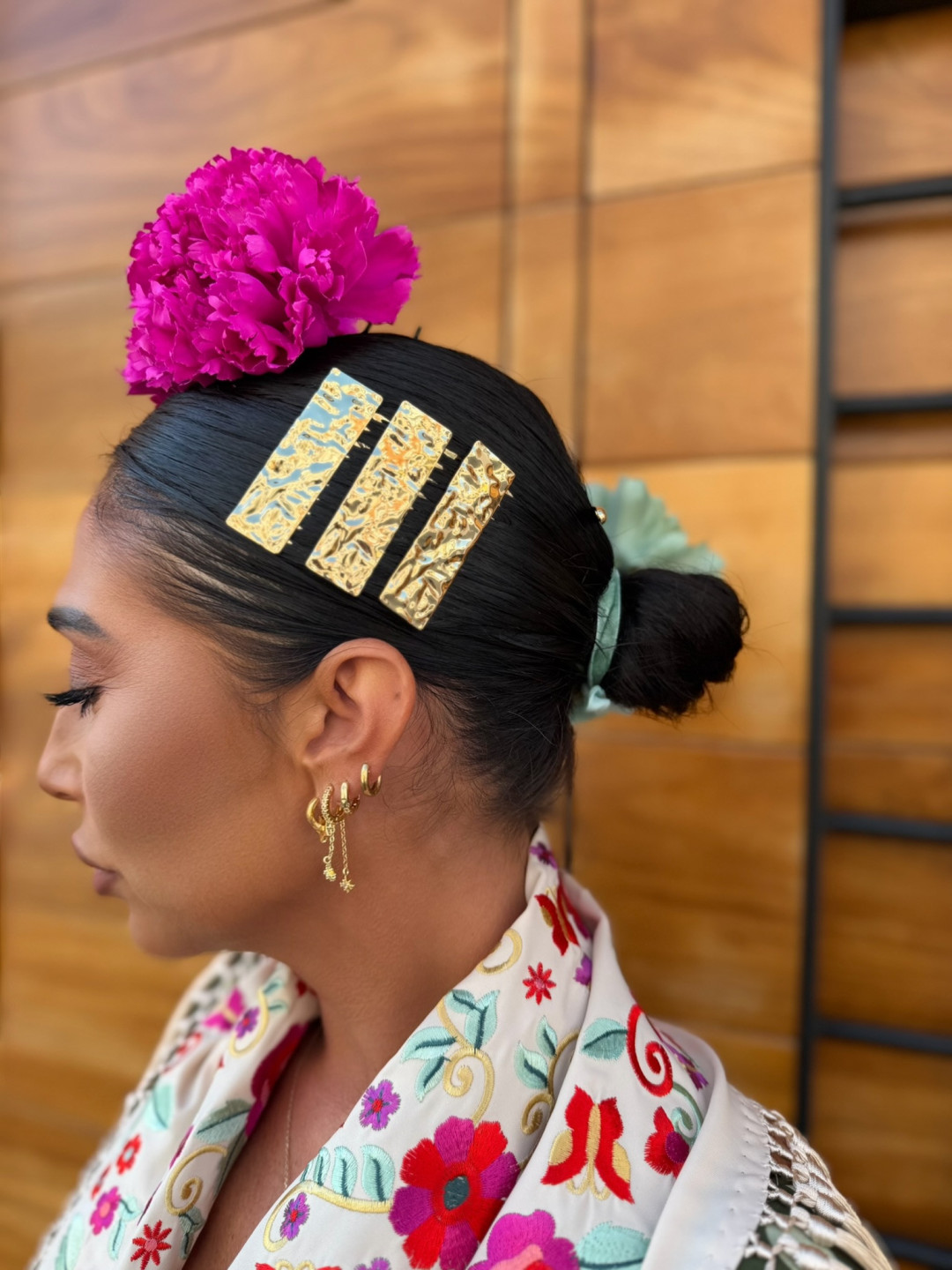 Vestido Coria verde oliva lunar verde empolvado