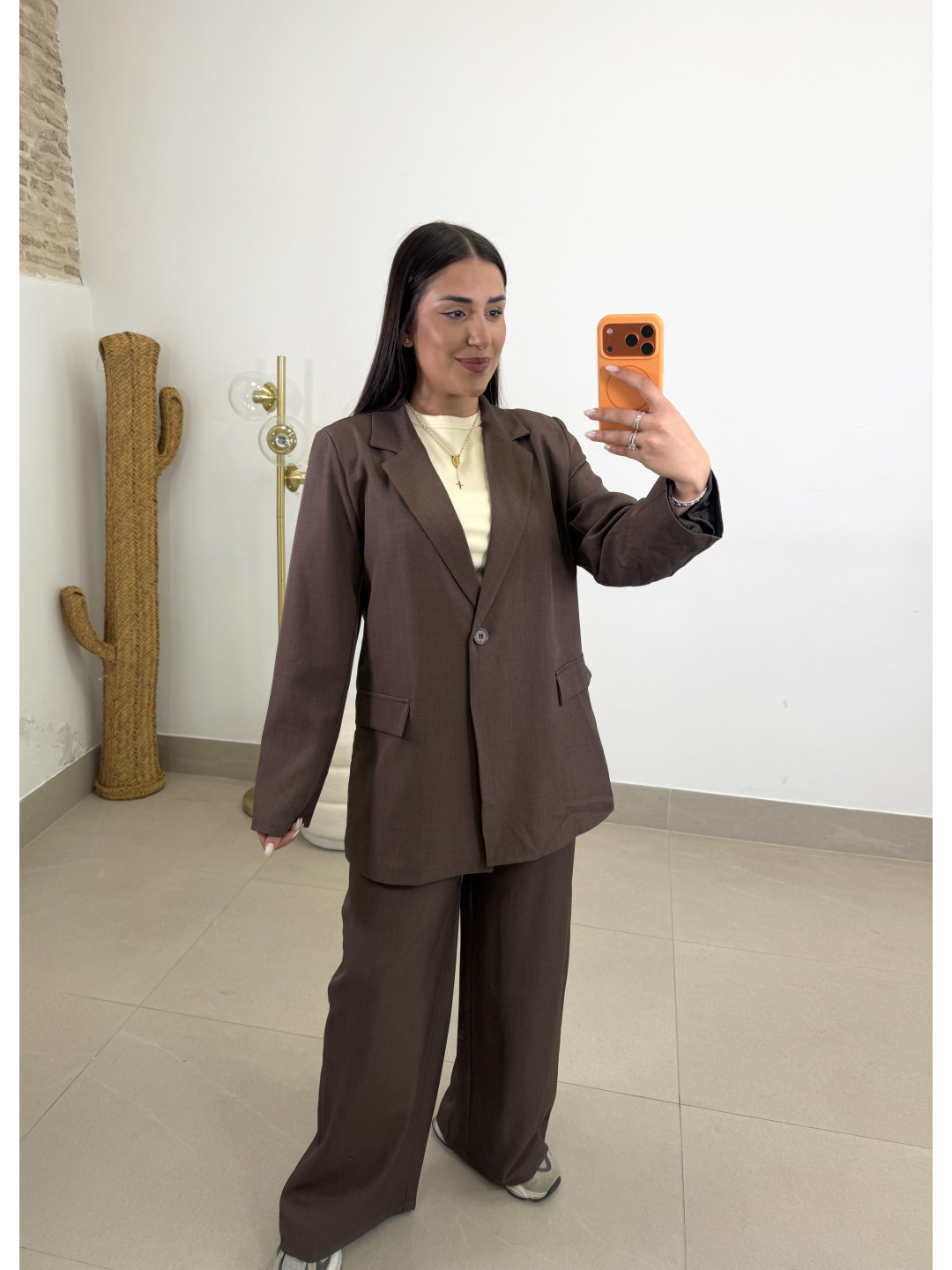 Conjunto Valentina marrón