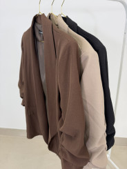 Blazer basica manga fruncida