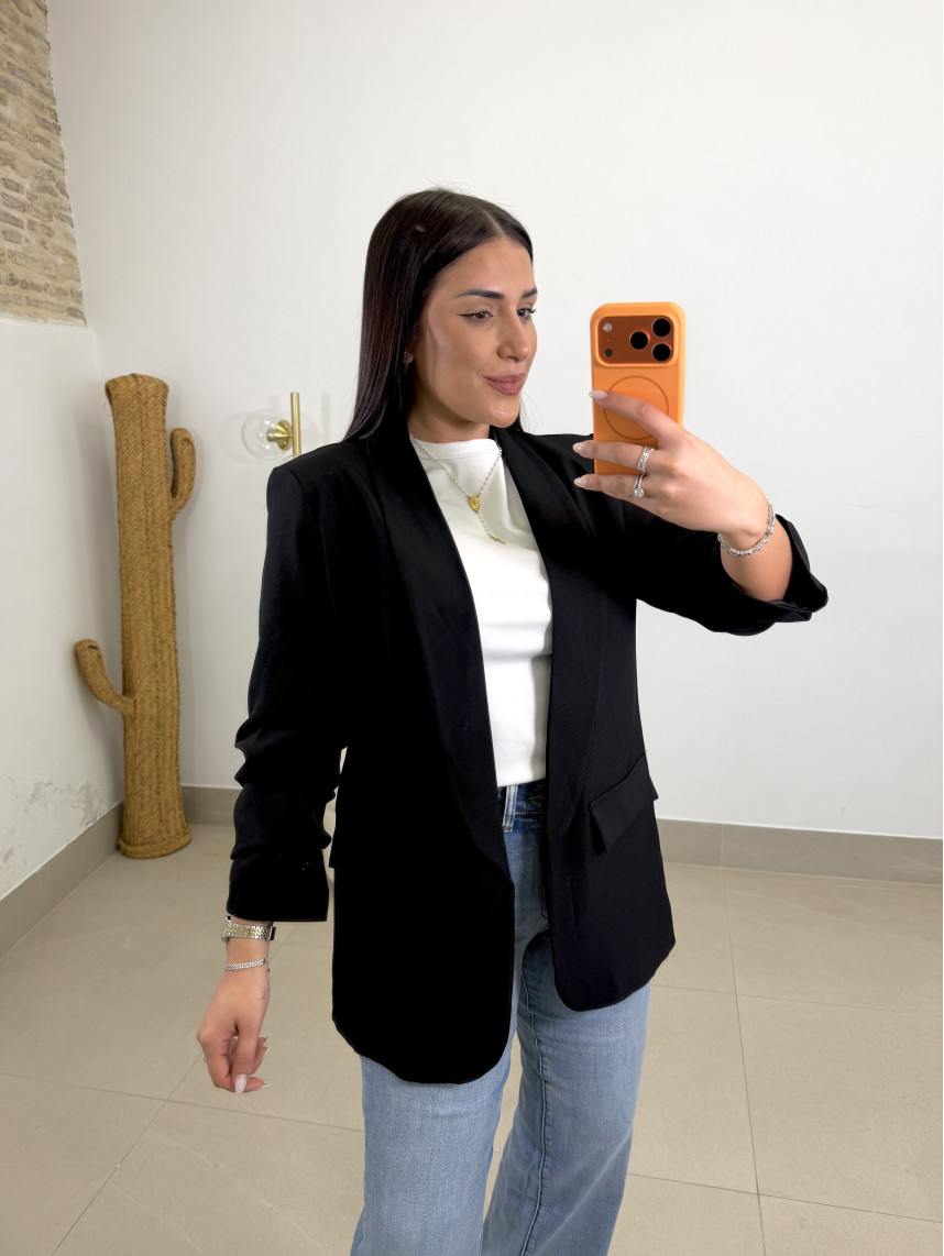 BLAZER BASICA MANGA FRUNCIDA negro