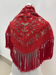Manton rocio bordado rojo