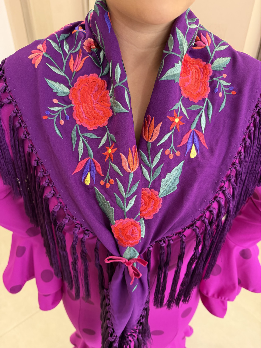 Manton rocio bordado bugambilla