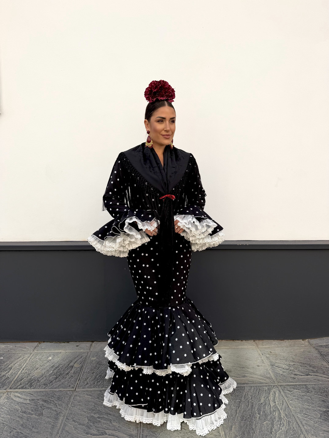 Vestido Abril negro con lunar blanco