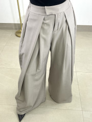 Pantalon pinzas barrel topo