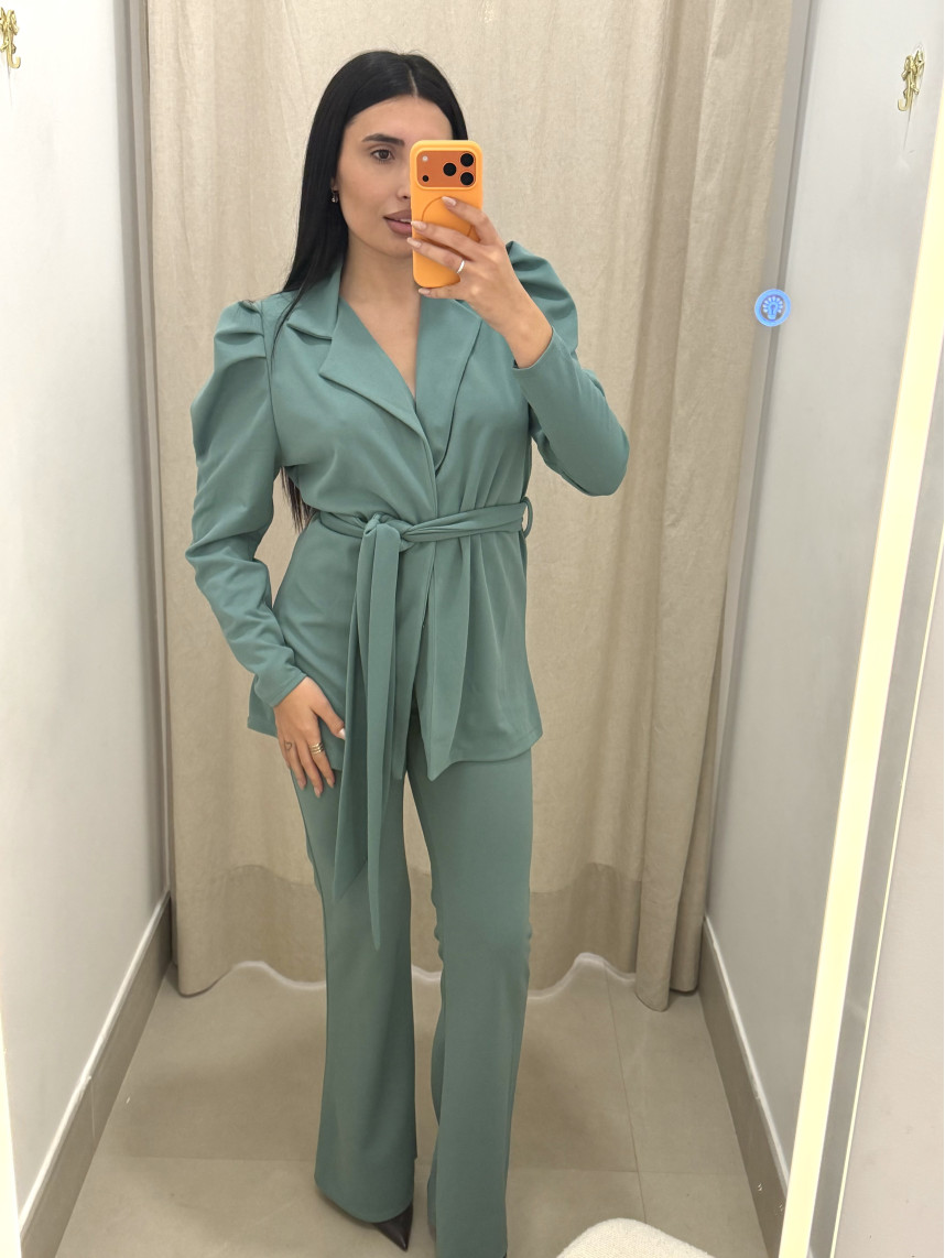 Conjunto Marzo verde agua