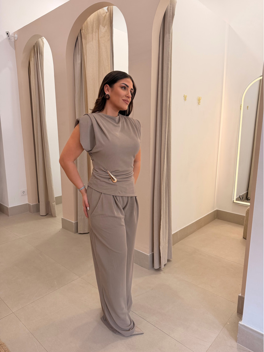 Total look minerva topo