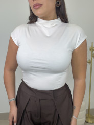 Camiseta basica entallada