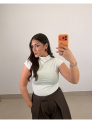 Camiseta basica entallada