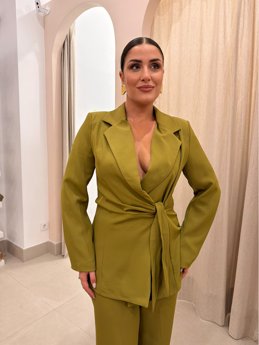 Blazer cruzada verde oliva