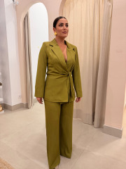 Blazer cruzada verde oliva