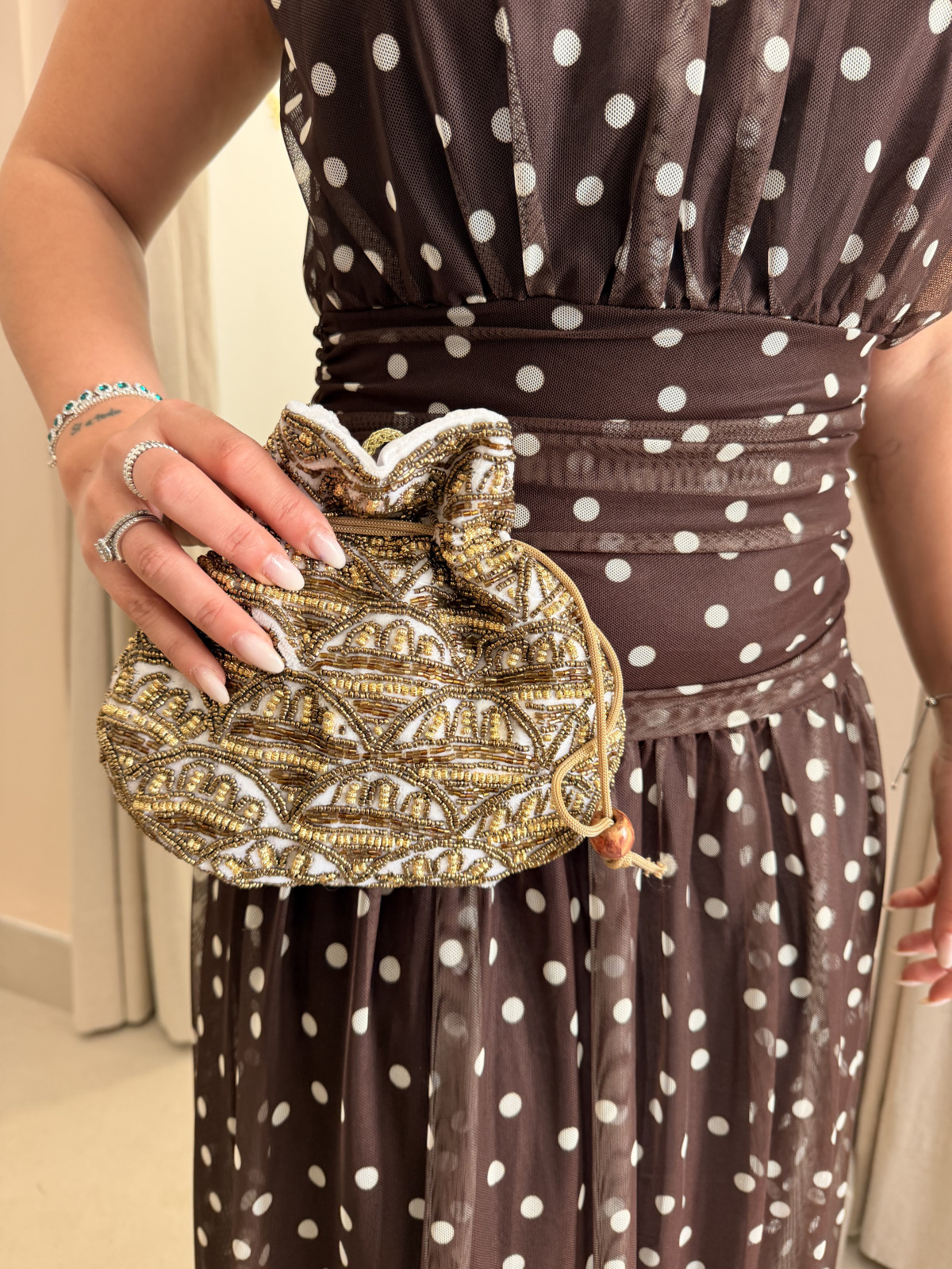 Bombonera Dubai blanca